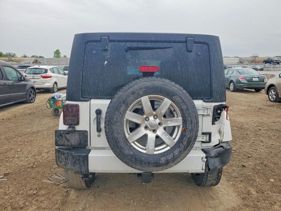 2016 JEEP WRANGLER UNLIMITED SAHARA 6