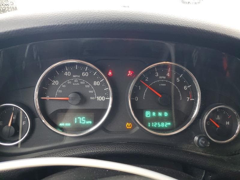 2016 JEEP WRANGLER UNLIMITED SAHARA 9