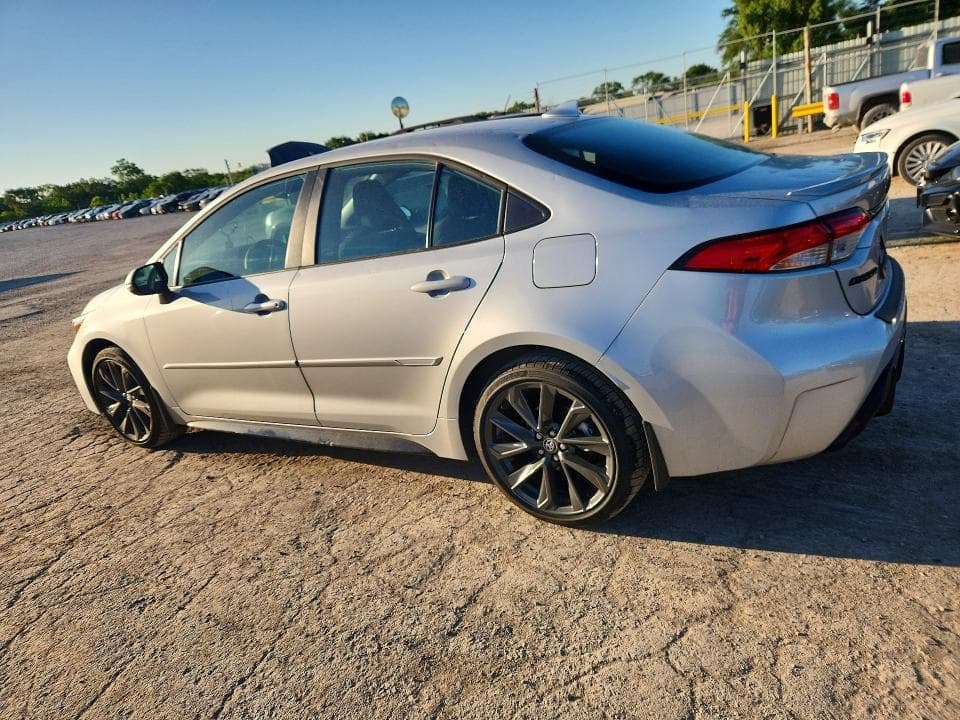 2026 TOYOTA COROLLA SE 2