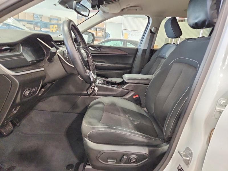 2023 JEEP GRAND CHEROKEE L LAREDO L LAREDO 7