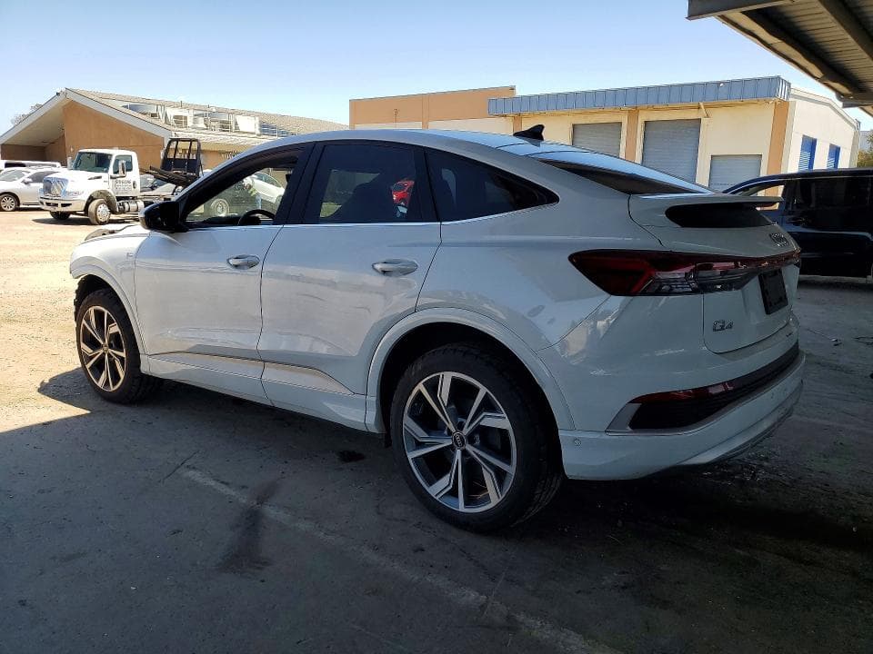 2023 AUDI Q4 E-TRON SPORTBACK PREMIUM PLUS 2