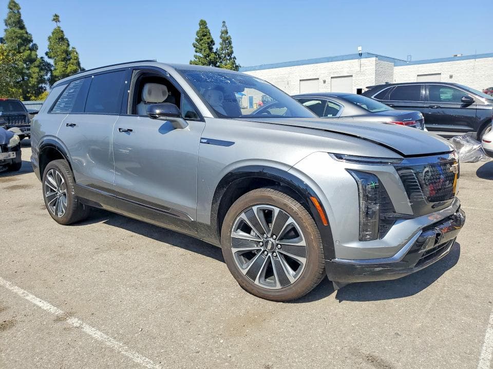 2026 CADILLAC VISTIQ SPORT 4