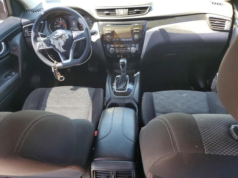 2017 NISSAN ROGUE SPORT SV 8