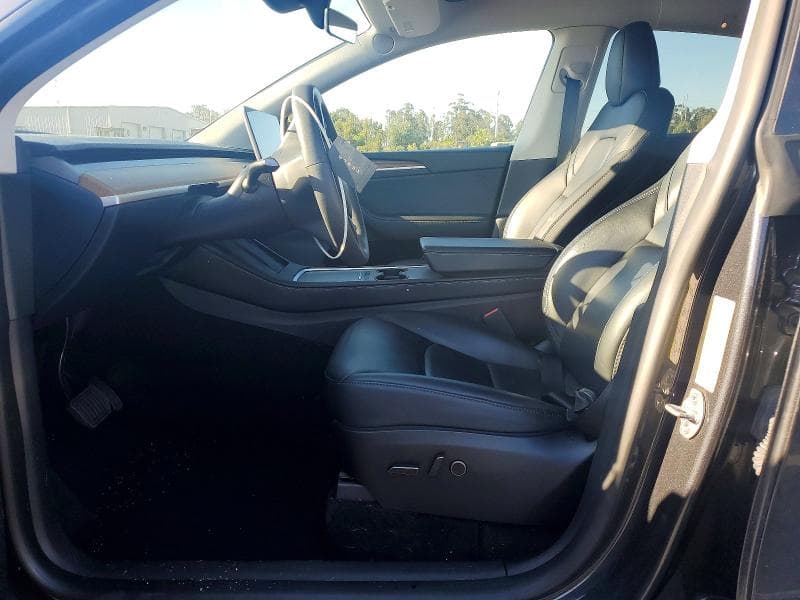 2024 TESLA MODEL Y 7