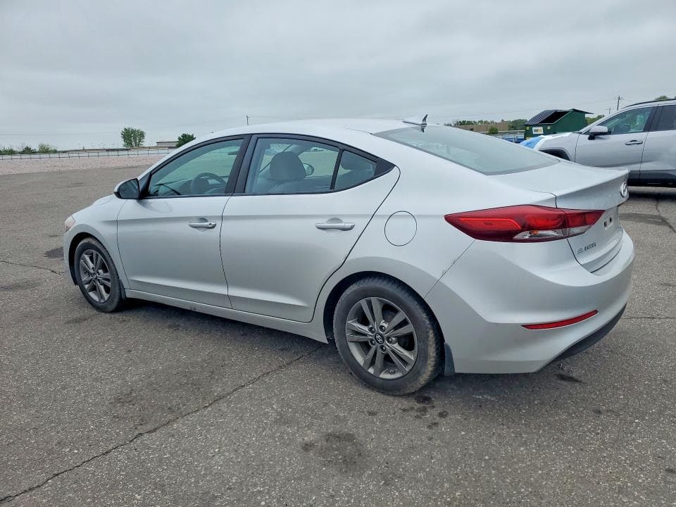 2017 HYUNDAI ELANTRA SE 2
