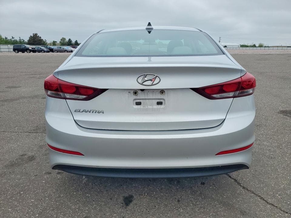 2017 HYUNDAI ELANTRA SE 6