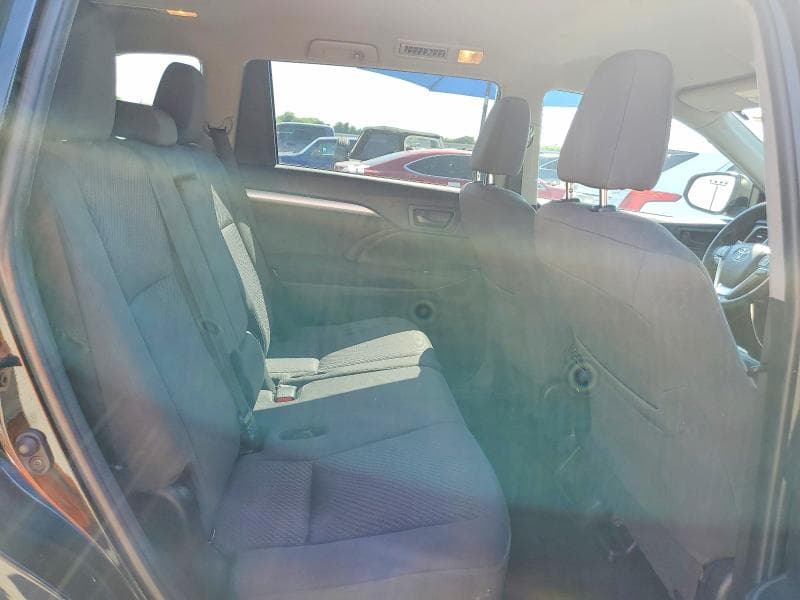 2019 TOYOTA HIGHLANDER LE LE 11