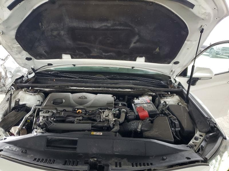 2018 TOYOTA CAMRY XSE 11