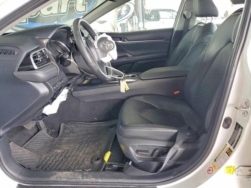2018 TOYOTA CAMRY XSE 7