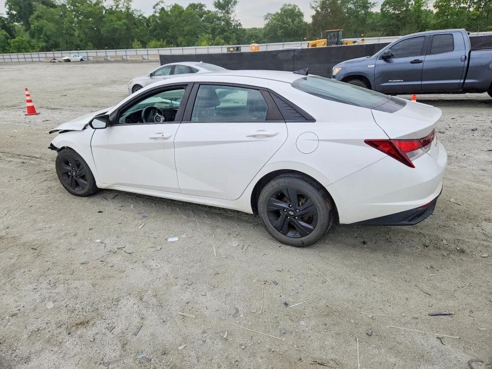 2022 HYUNDAI ELANTRA SEL 2