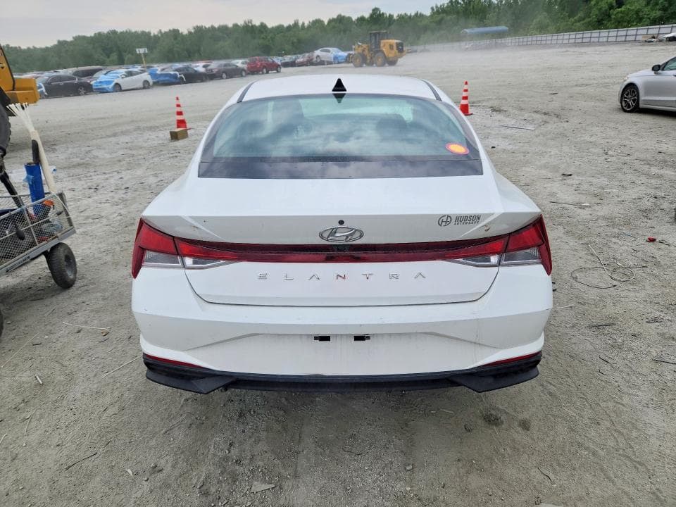 2022 HYUNDAI ELANTRA SEL 6