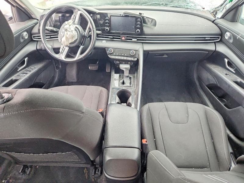 2022 HYUNDAI ELANTRA SEL 8