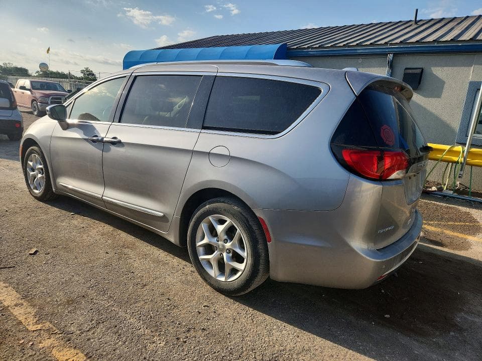 2020 CHRYSLER PACIFICA LIMITED LIMITED 2