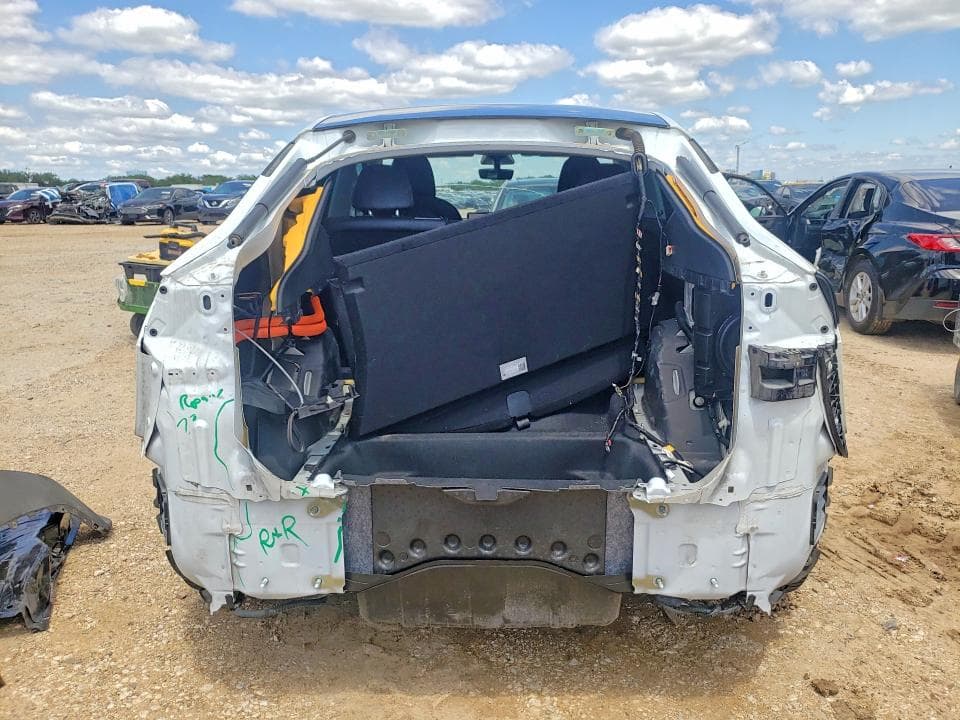 2021 TESLA MODEL Y 6