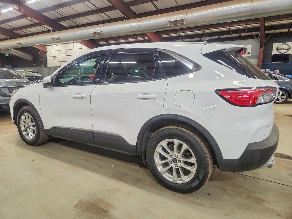 2020 FORD ESCAPE SE 3