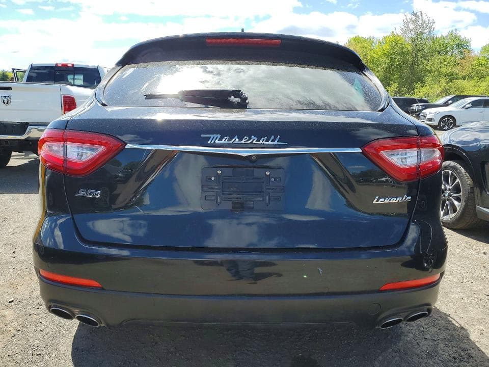2018 MASERATI LEVANTE S S 7