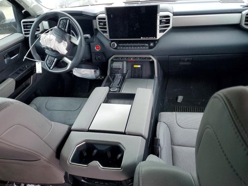 2023 TOYOTA SEQUOIA LIMITED 8