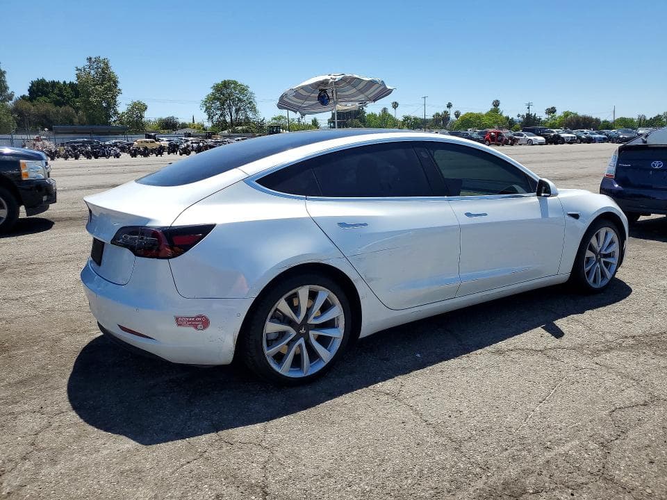 2020 TESLA MODEL 3 3