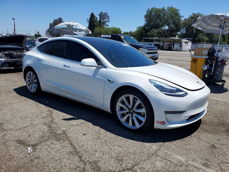 2020 TESLA MODEL 3 4