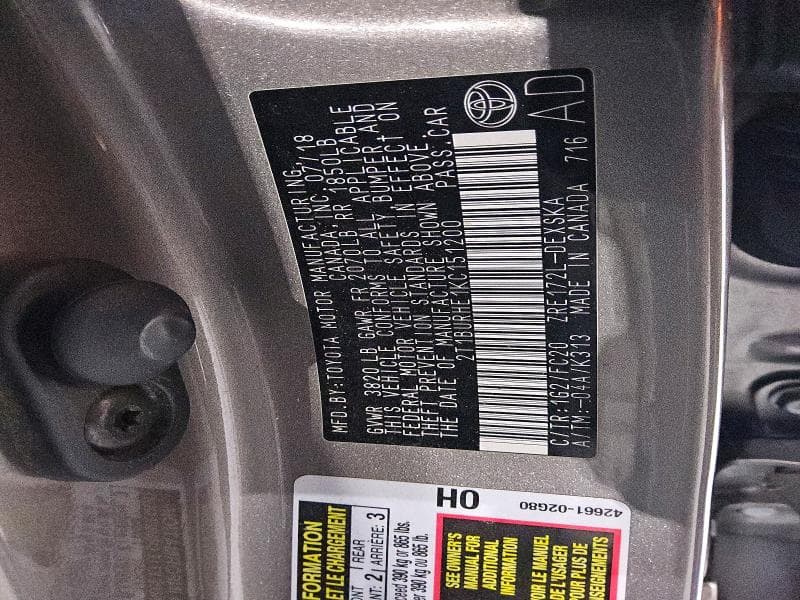 2019 TOYOTA COROLLA SE 12