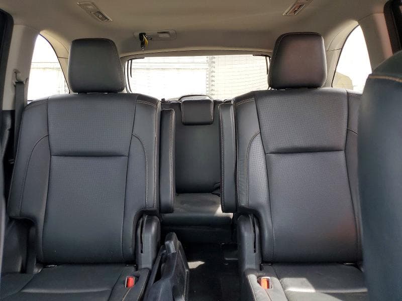 2018 TOYOTA HIGHLANDER LIMITED 10