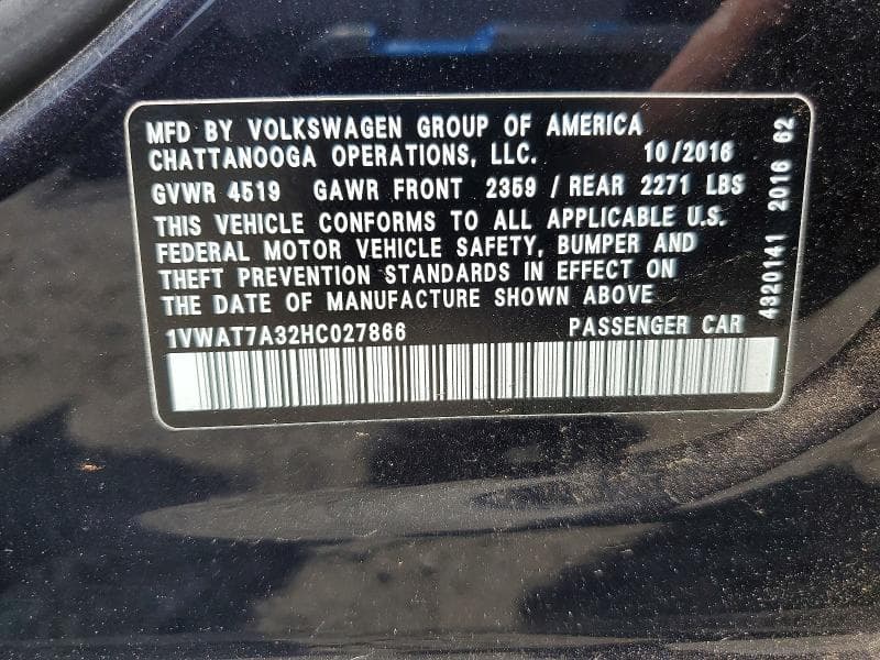 2017 VOLKSWAGEN PASSAT S S 12