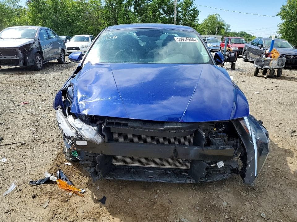 2021 HYUNDAI ELANTRA SE SE 5