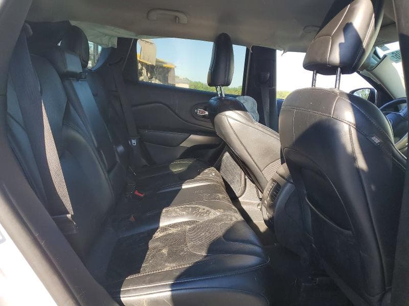 2020 JEEP CHEROKEE LATITUDE PLUS 11