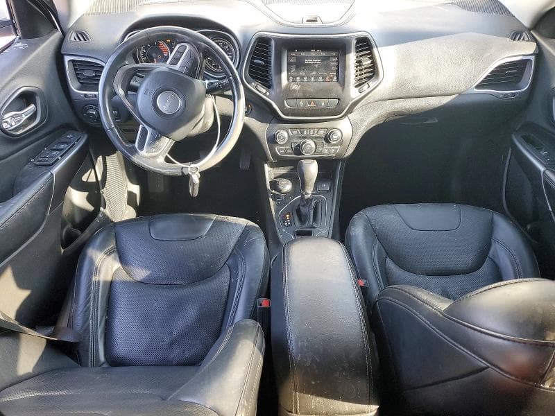 2020 JEEP CHEROKEE LATITUDE PLUS 8