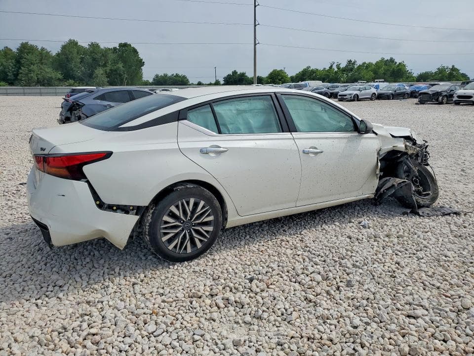2024 NISSAN ALTIMA SV 3