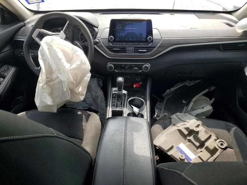 2024 NISSAN ALTIMA SV 8