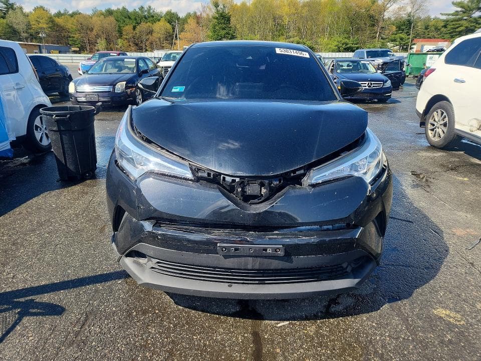 2019 TOYOTA C-HR XLE XLE 6