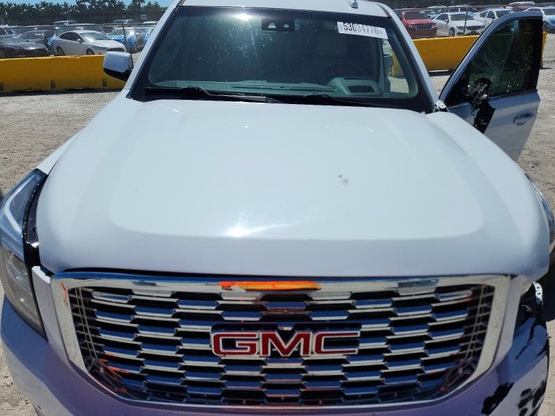 2020 GMC YUKON XL DENALI 12