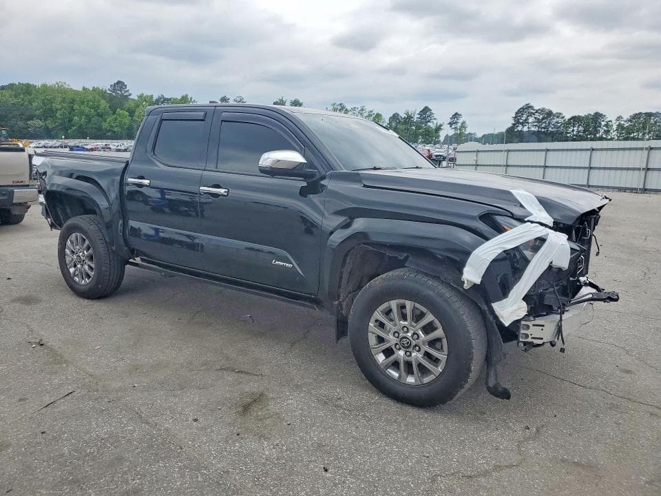 2025 TOYOTA TACOMA LIMITED 4