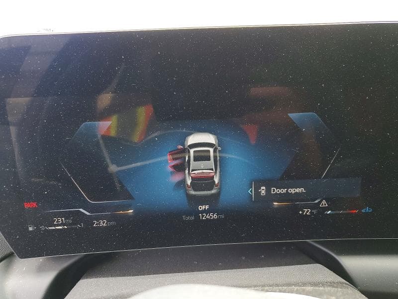 2025 BMW 228XI 9