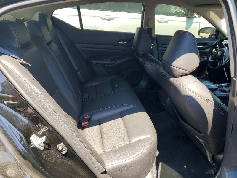 2022 NISSAN ALTIMA SR SR 10
