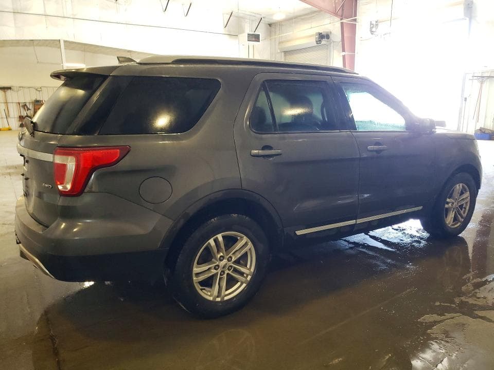 2017 FORD EXPLORER XLT 3
