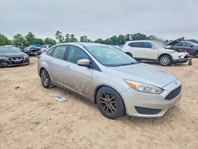 2018 FORD FOCUS SE 4