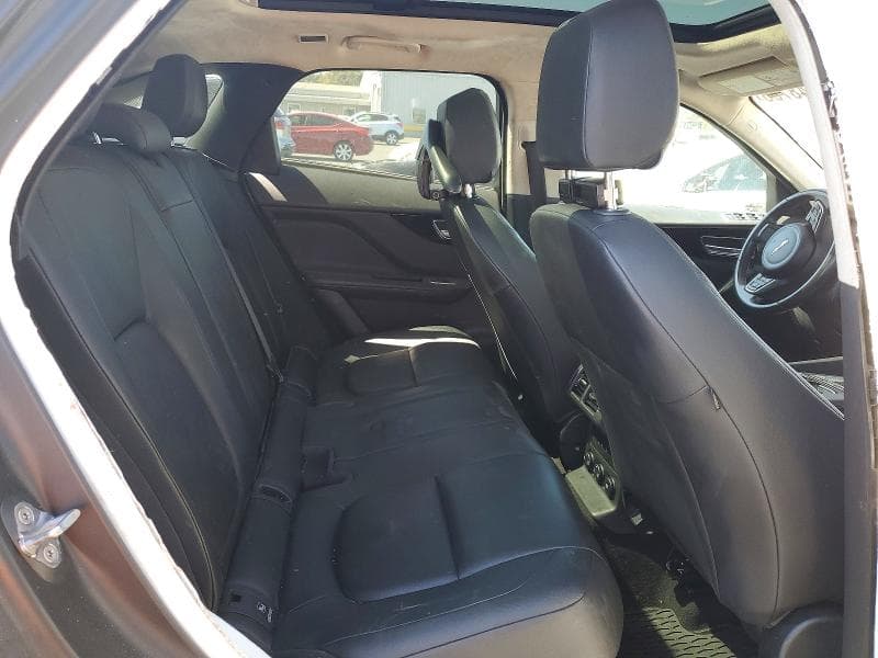 2019 JAGUAR F-PACE PREMIUM 11