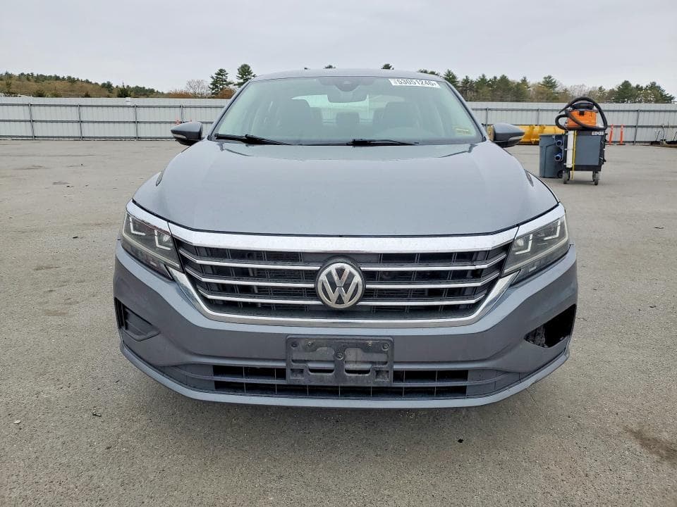 2020 VOLKSWAGEN PASSAT SE 5