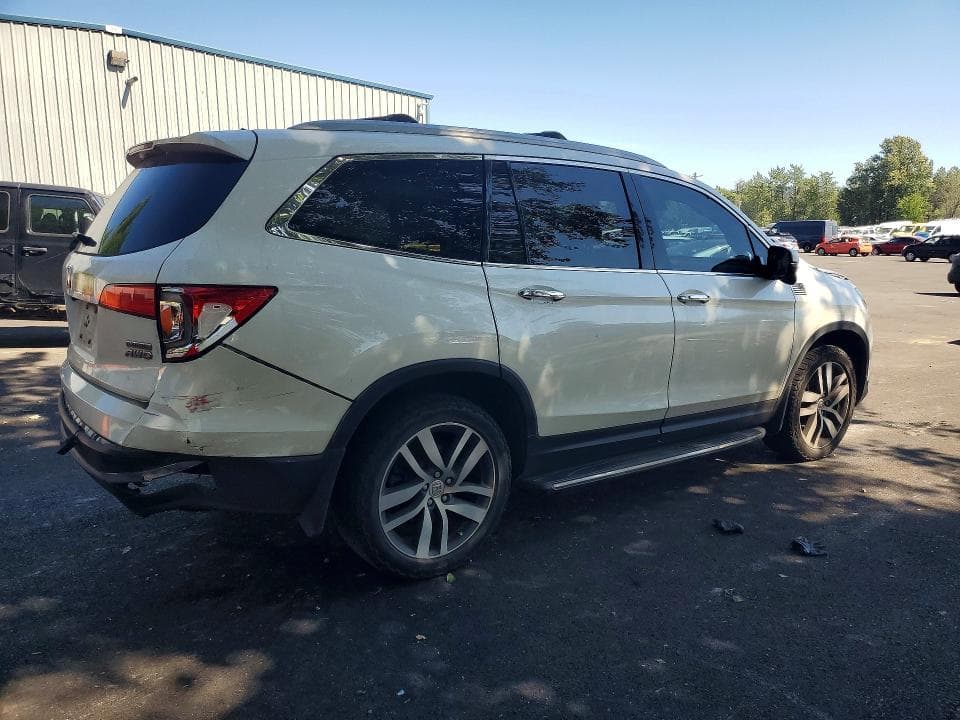 2017 HONDA PILOT TOURING 3