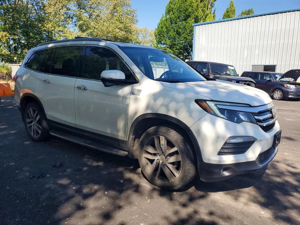 2017 HONDA PILOT TOURING 4