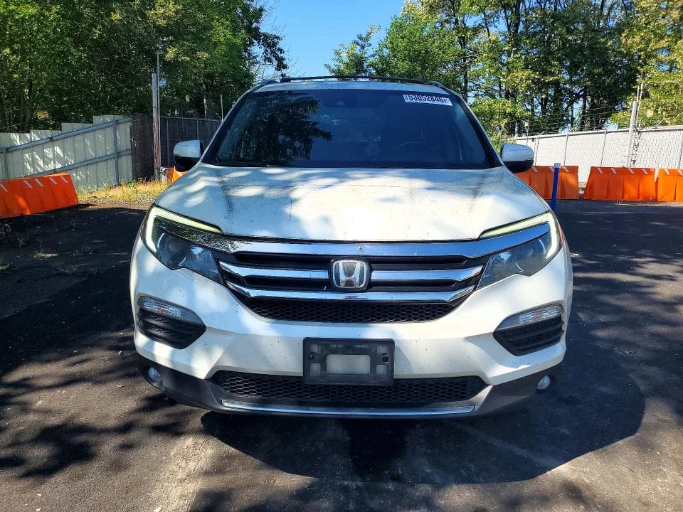 2017 HONDA PILOT TOURING 5