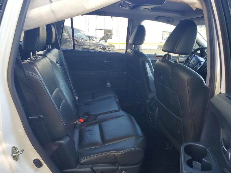 2017 HONDA PILOT TOURING 10