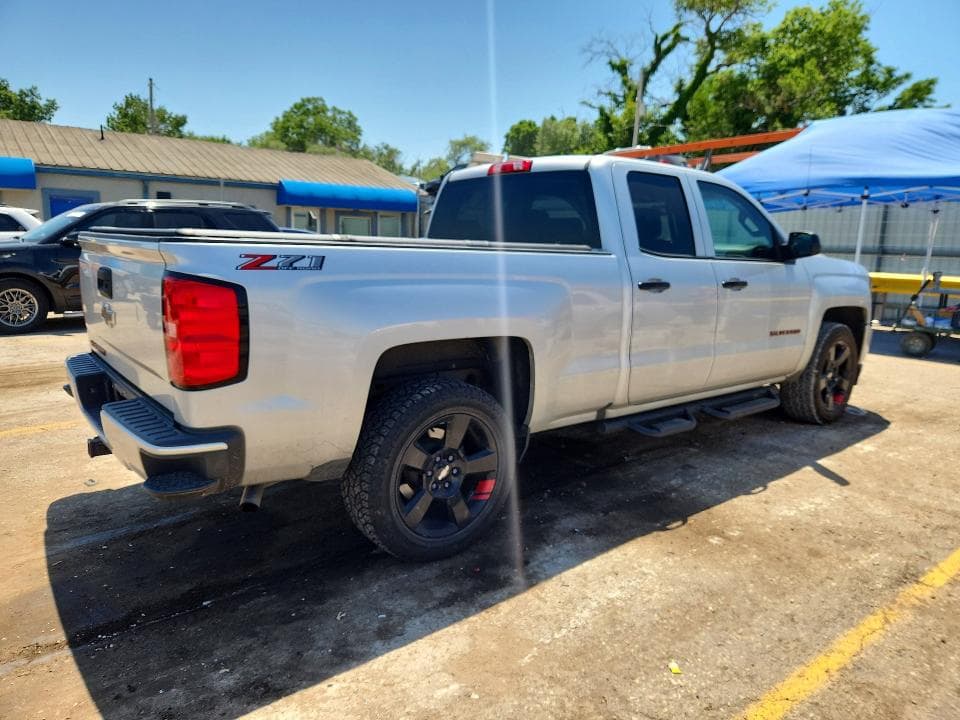 2018 CHEVROLET SILVERADO K1500 LT K1500 LT 3