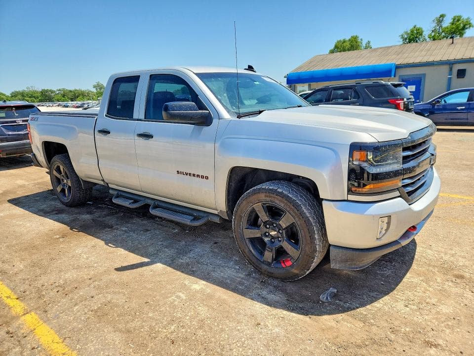 2018 CHEVROLET SILVERADO K1500 LT K1500 LT 4