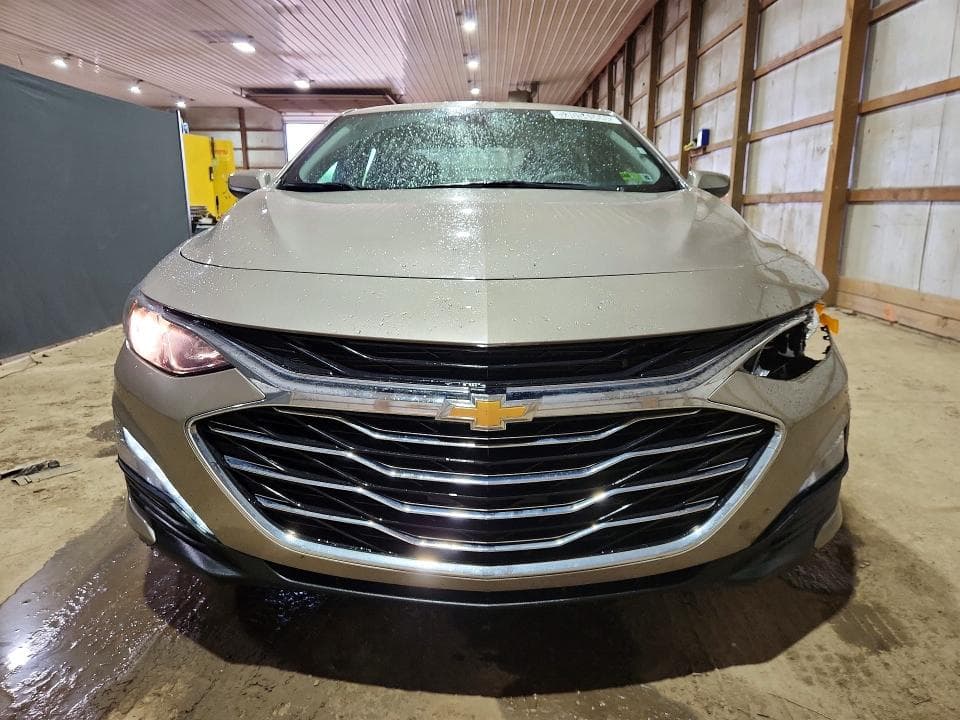 2025 CHEVROLET MALIBU LT 5