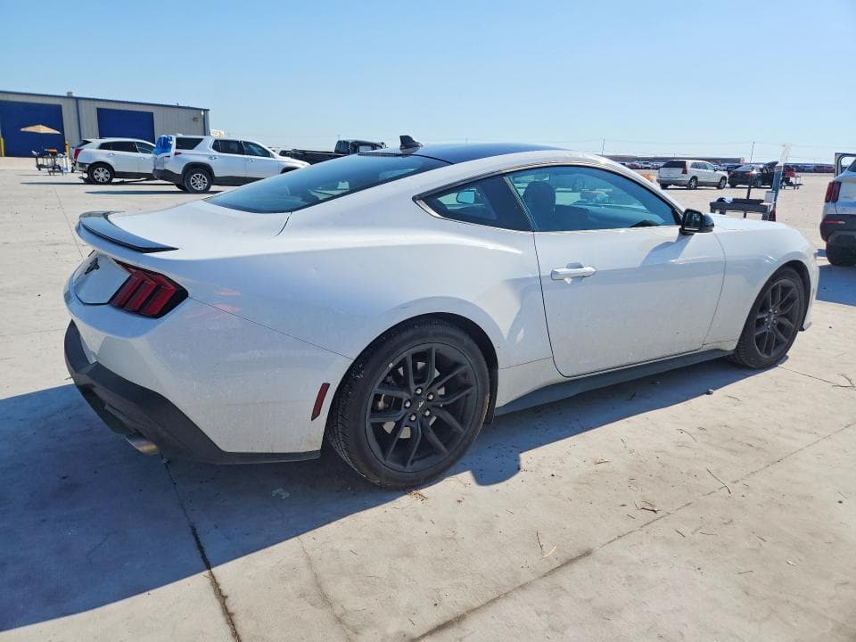 2025 FORD MUSTANG 3