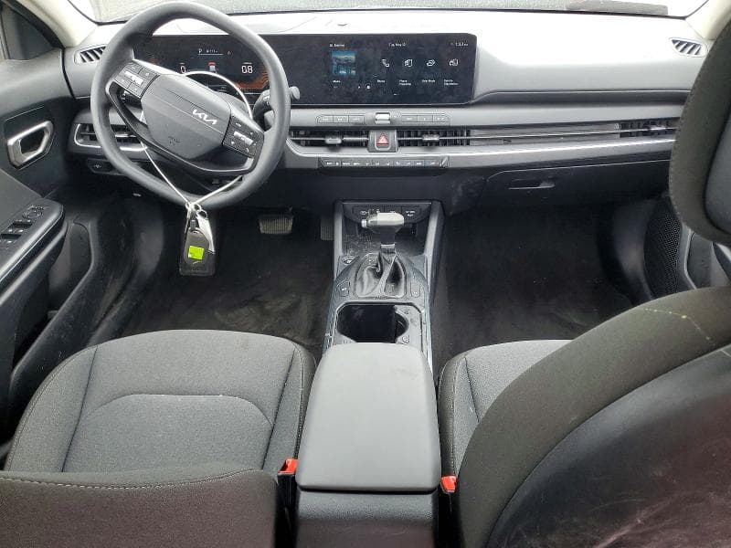 2025 KIA K4 LX 8