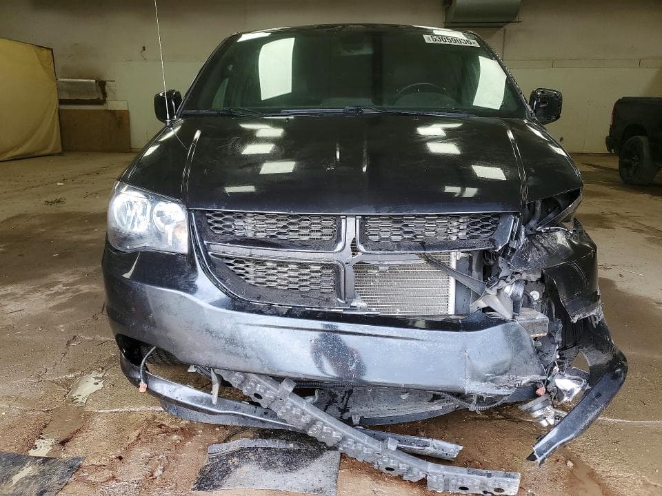 2019 DODGE GRAND CARAVAN GT 5